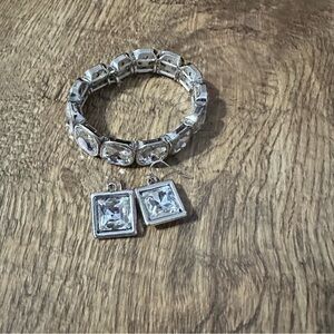 Silver clear crystal stretch bracelet and clear crystal square earrings.